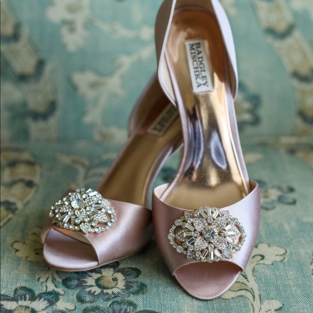 Badgley Mischka Soft Pink Bridal Shoes, Size 9.5